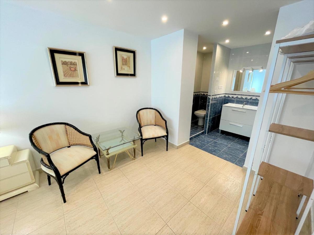 Apartamento Nebro El Rincon トレ・デ・ベナガルボン エクステリア 写真