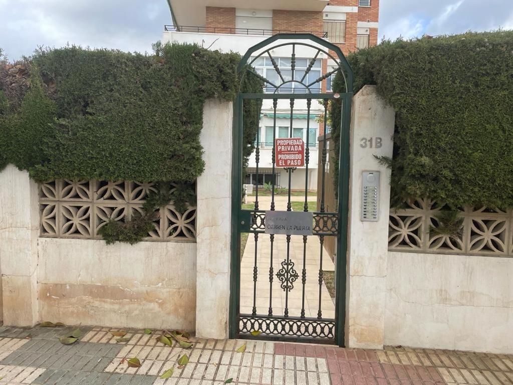 Apartamento Nebro El Rincon トレ・デ・ベナガルボン エクステリア 写真